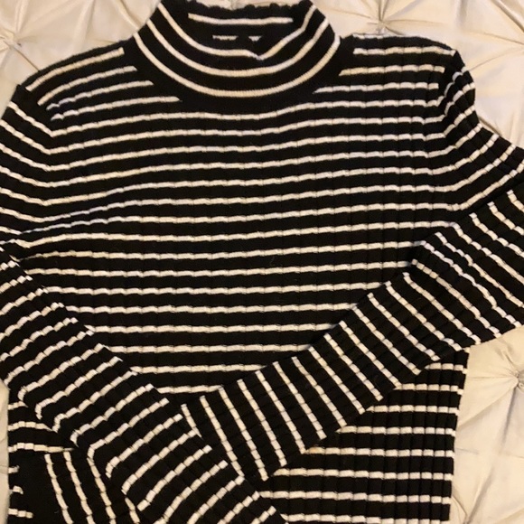 Navy and White Stripe Mock Top - Picture 3 of 5